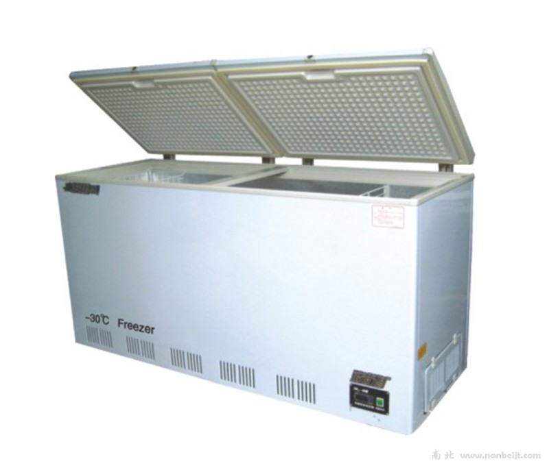 DW30-460 -30℃低温箱（卧式）